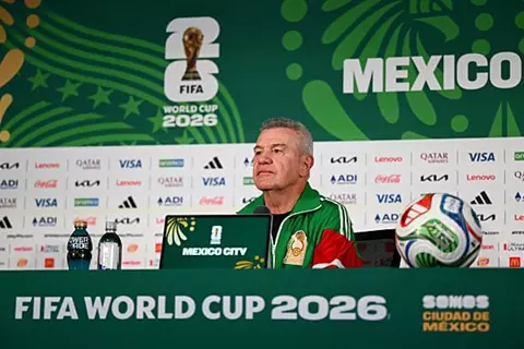 مدرب المكسيك: علينا كسر سلسلة عدم الفوز في المباريات الافتتاحية لكأس العالم